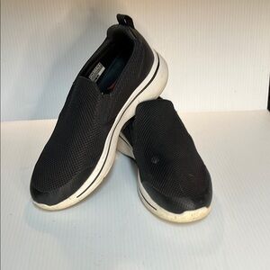 Skechers‎ Black Slip-On Loafers for Men Size 10